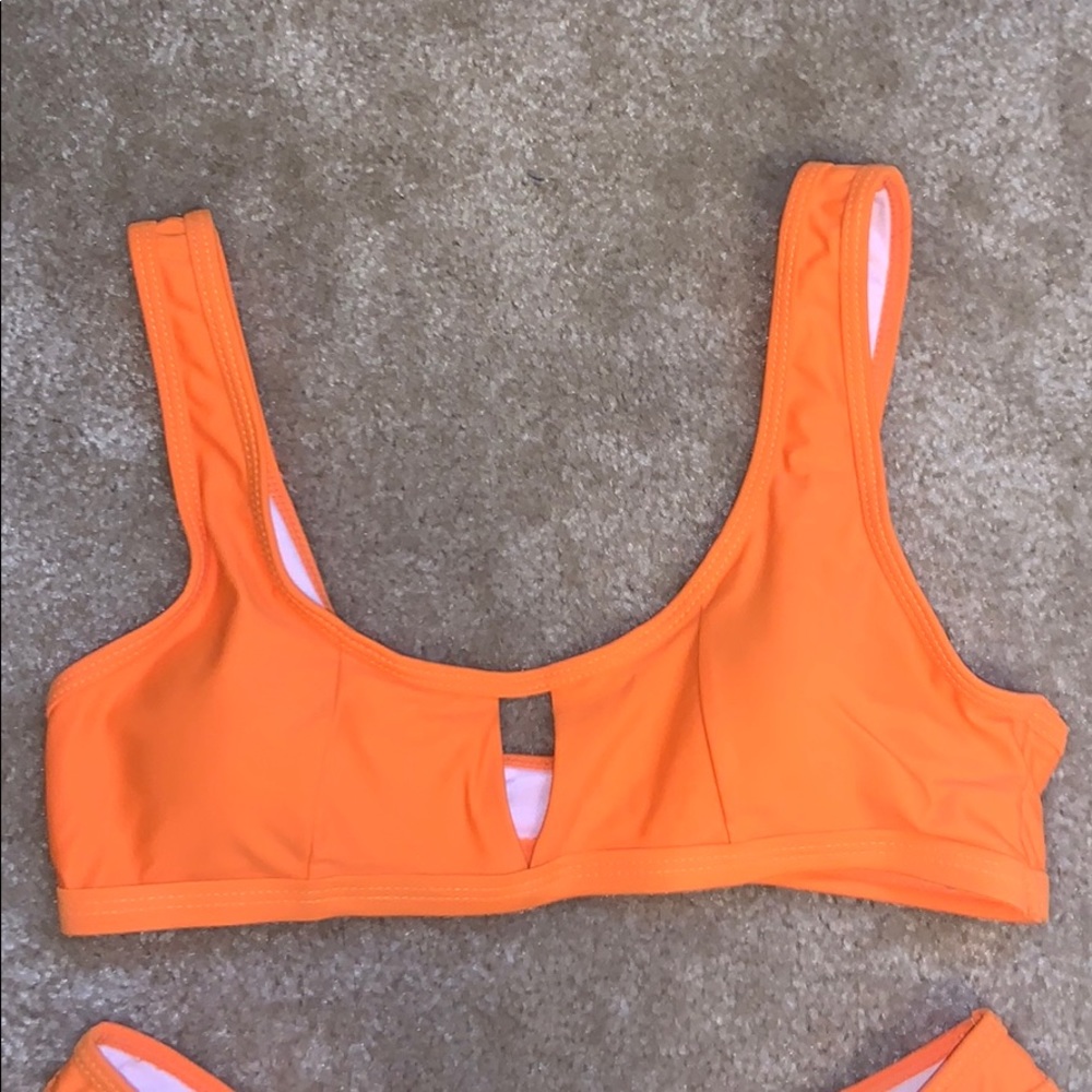 Neon orange bikini set - Picture 2 of 3